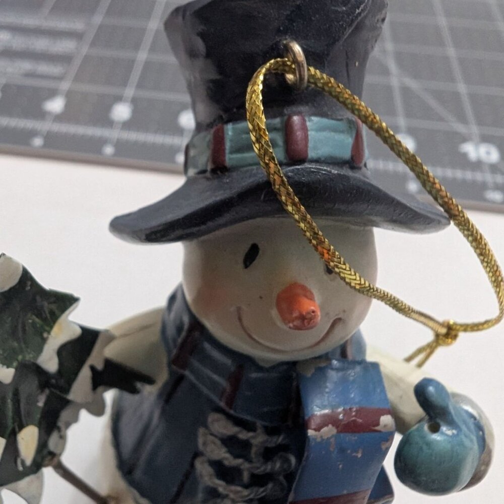 Snowman Christmas ornament Resin Wood Metal‎ Fabric 5 inch frosted tree vtg - Picture 2 of 9